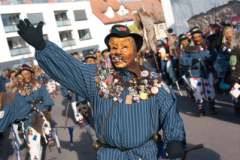 partygraf_DSC07347_Nutzung-Social-Media-800px-mit-Logo_bd027dea_