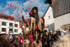 partygraf_DSC08135_Nutzung-Social-Media-800px-mit-Logo_863487d2_